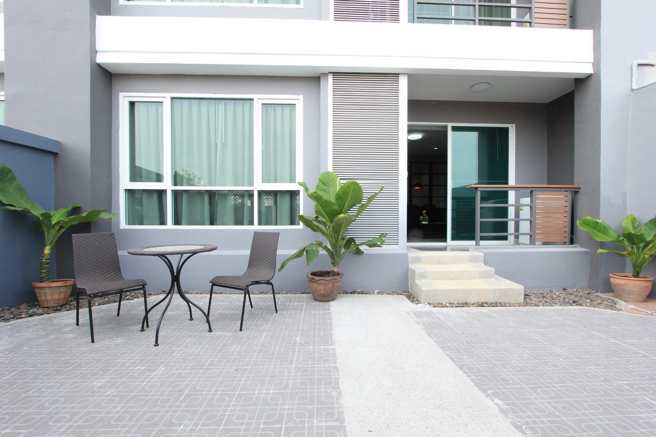 The Park 304 Executive Serviced Apartment Si Maha Phot Exterior foto